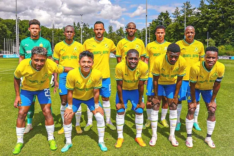 Football enthusiasts, follow the live score and starting lineup for this thrilling PSL match today as the Mamelodi Sundowns vs Chippa United.