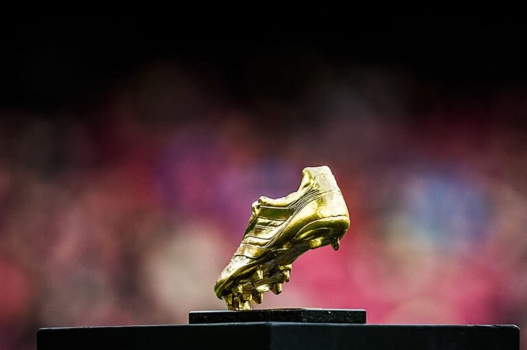 2025/26 UEFA Champions League Golden Boot Race: Early Contenders to Watch